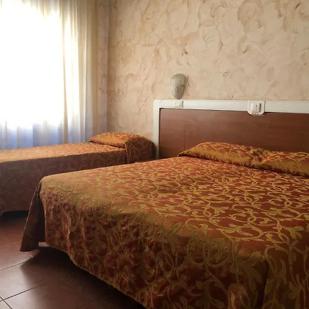 Eden Hotel