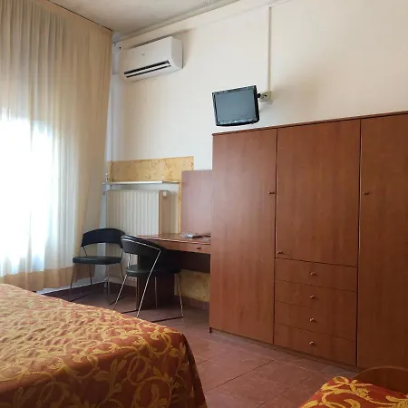 Hotel Eden