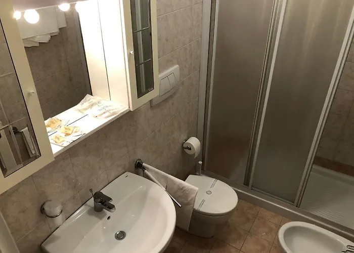 Otel Eden *