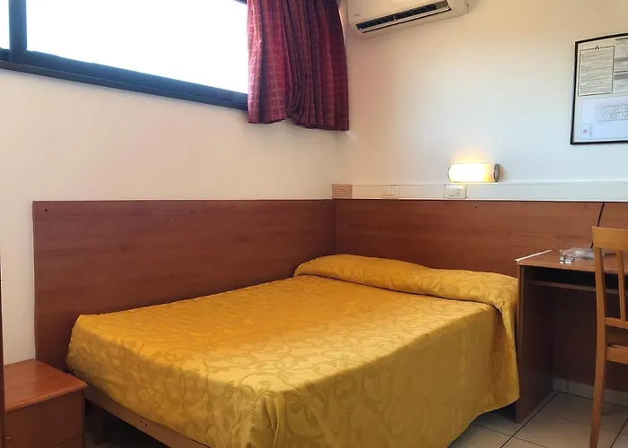 Otel Eden *